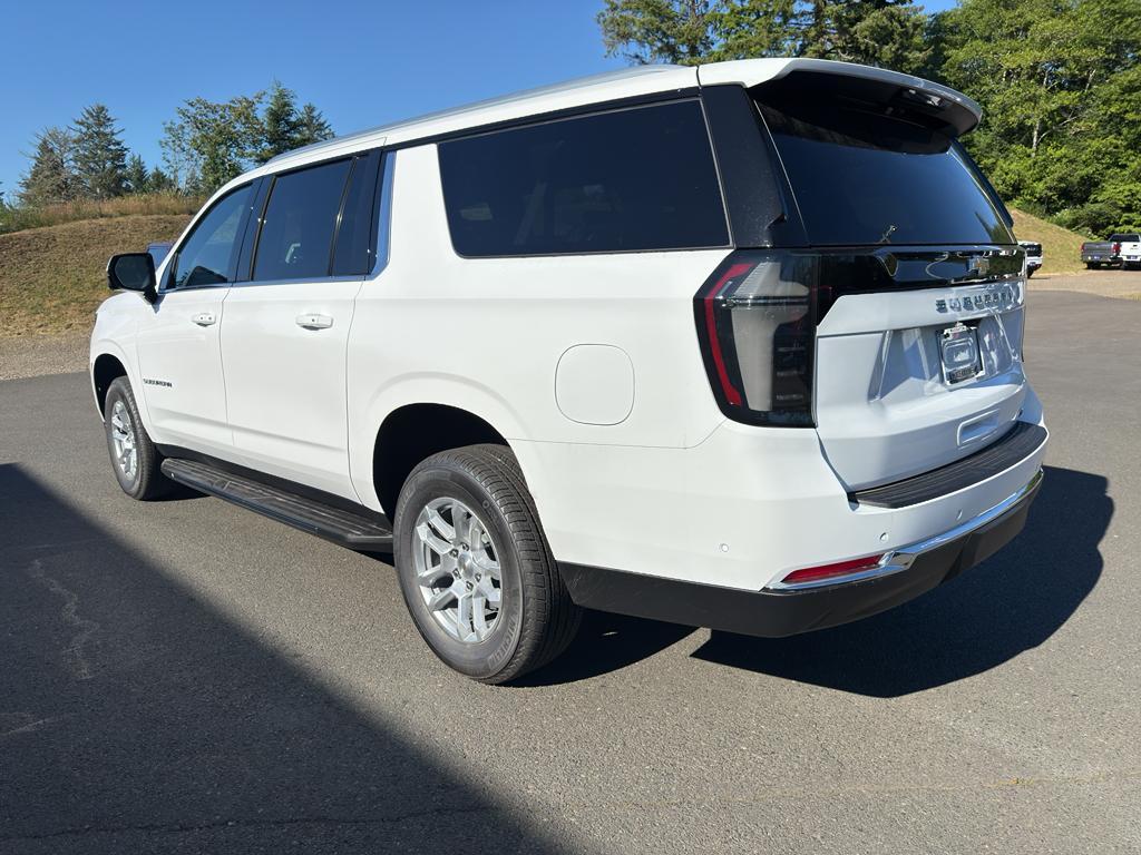 new 2025 Chevrolet Suburban car, priced at $73,180