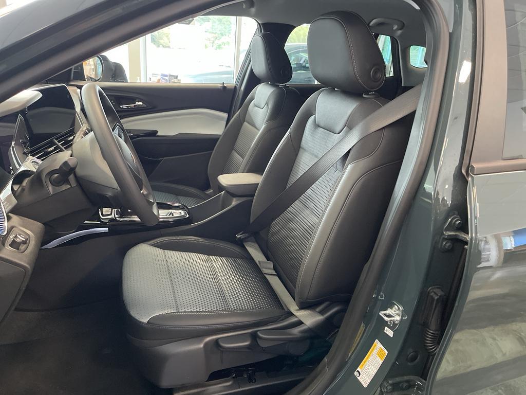 new 2025 Chevrolet Trax car, priced at $24,345
