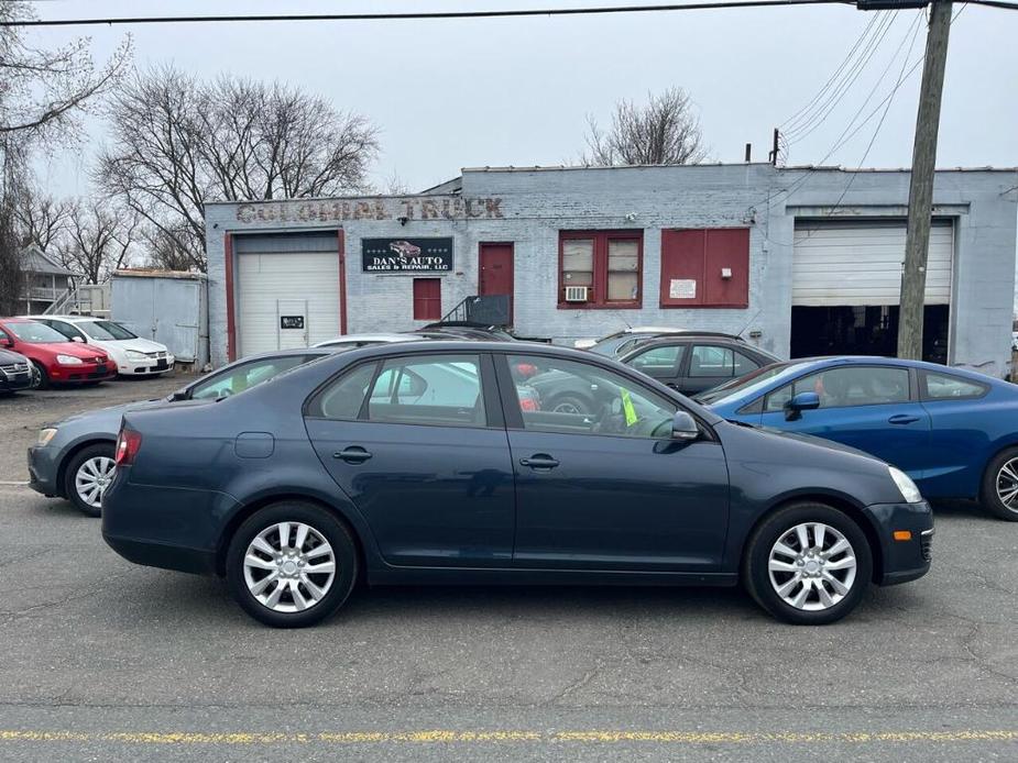 used 2009 Volkswagen Jetta car, priced at $5,095