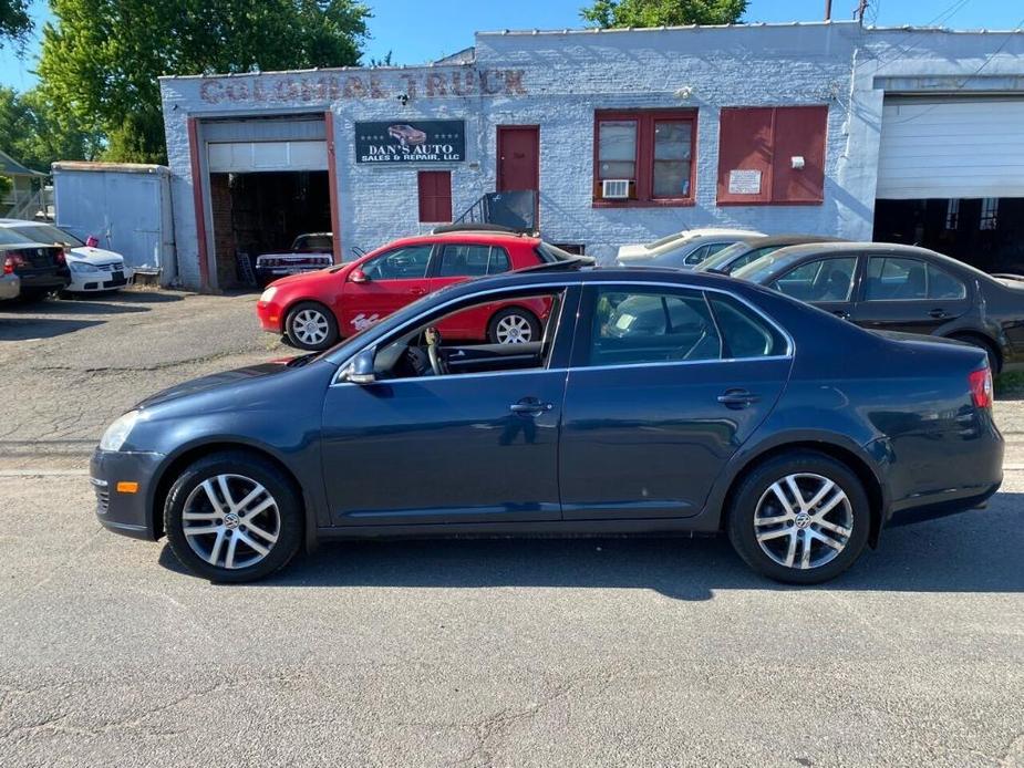 used 2006 Volkswagen Jetta car, priced at $4,595