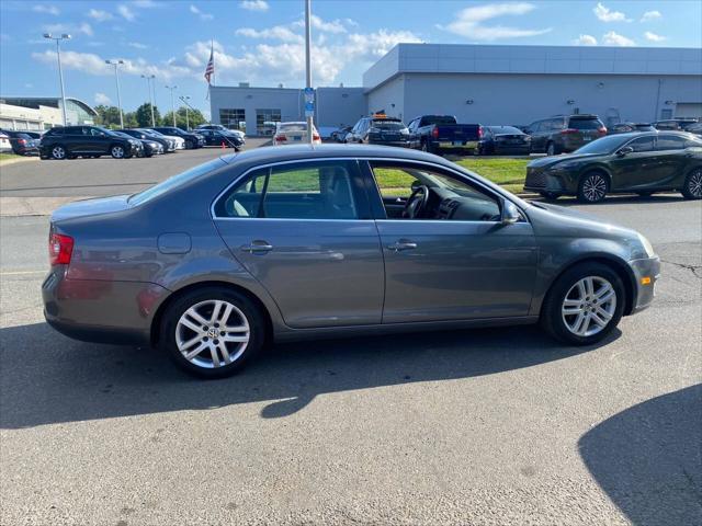 used 2007 Volkswagen Jetta car, priced at $5,495