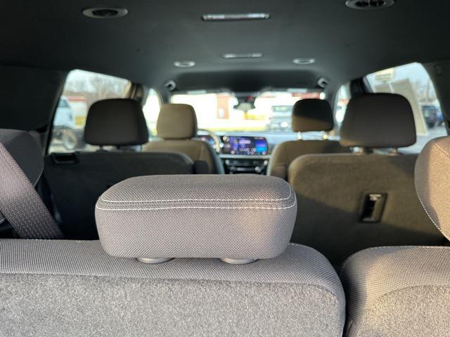 used 2025 Chevrolet Traverse car, priced at $36,047