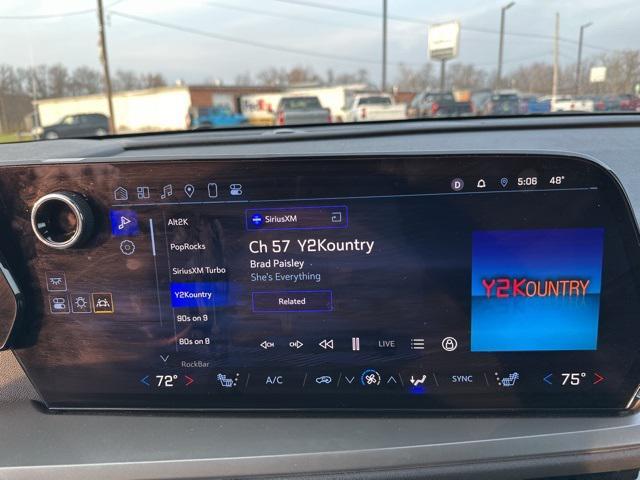 used 2025 Chevrolet Traverse car, priced at $36,047