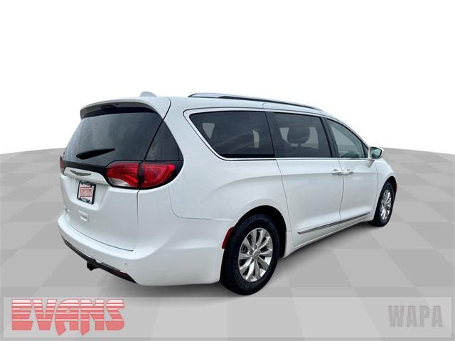 used 2018 Chrysler Pacifica car, priced at $16,586