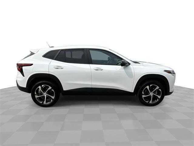 new 2025 Chevrolet Trax car, priced at $24,290
