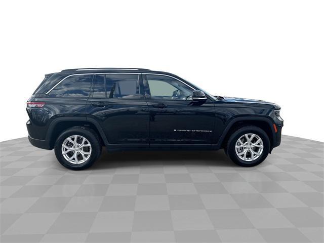 used 2023 Jeep Grand Cherokee car, priced at $28,782