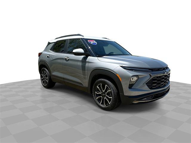 new 2025 Chevrolet TrailBlazer car, priced at $31,299