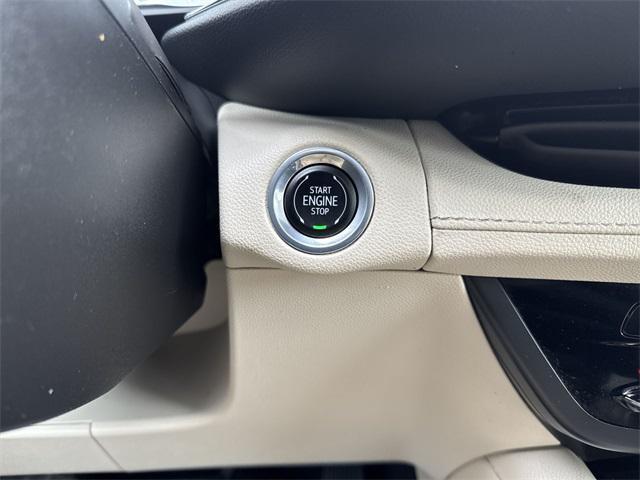 used 2022 Buick Envision car, priced at $25,007