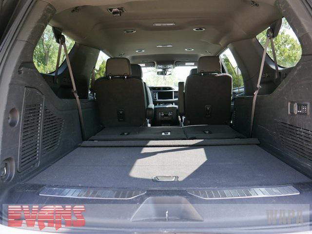 used 2022 GMC Yukon XL car, priced at $56,000