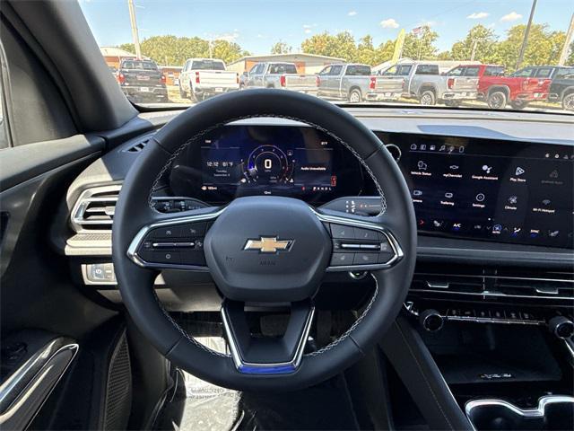 new 2026 Chevrolet Traverse car, priced at $47,415