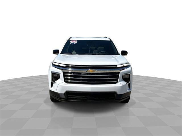 new 2026 Chevrolet Traverse car, priced at $47,415