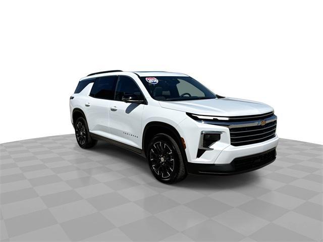 new 2026 Chevrolet Traverse car, priced at $47,415