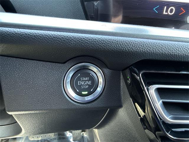 new 2026 Chevrolet Traverse car, priced at $47,415