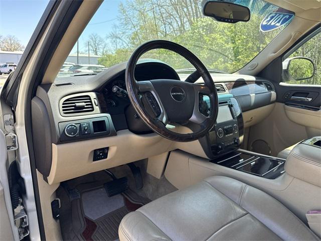 used 2013 GMC Yukon car, priced at $14,995