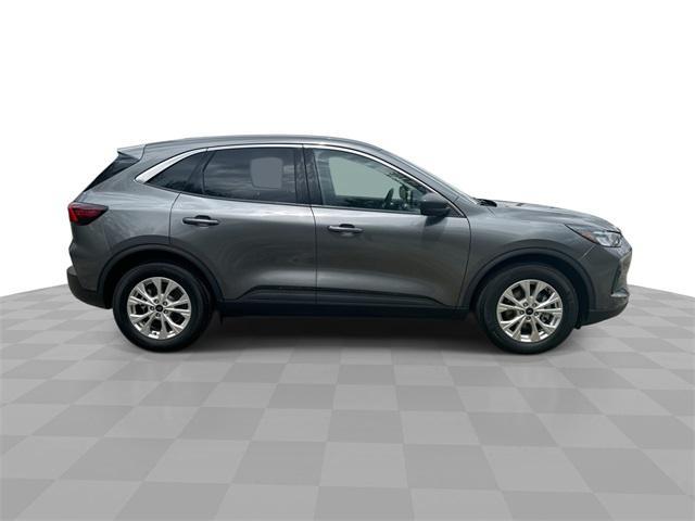 used 2024 Ford Escape car, priced at $22,913