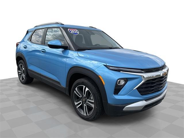 new 2025 Chevrolet TrailBlazer car, priced at $30,998