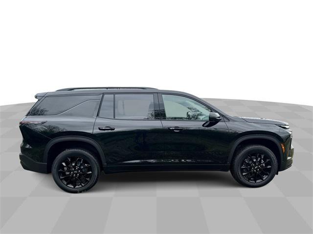 new 2025 Chevrolet Traverse car