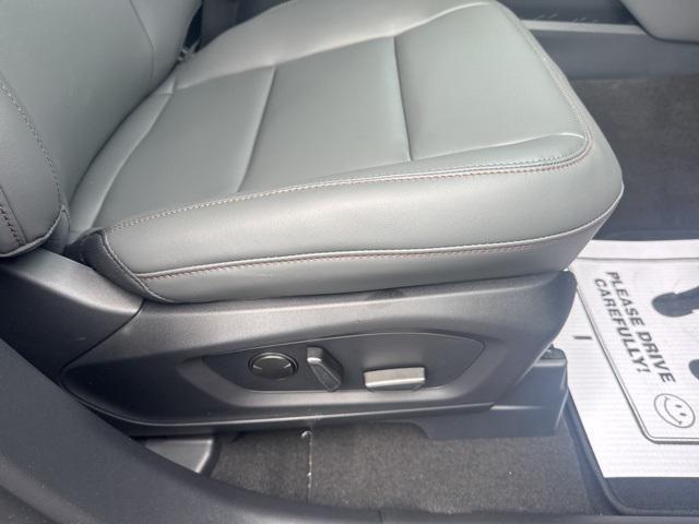 new 2025 Ford Explorer car, priced at $50,755