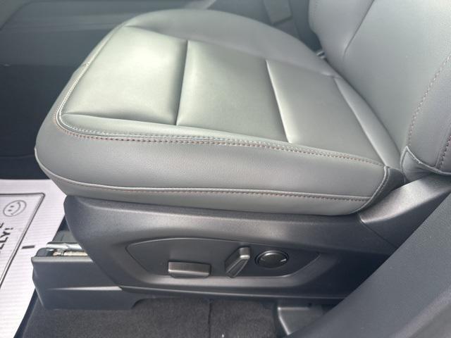 new 2025 Ford Explorer car, priced at $50,755