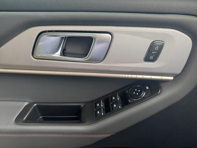 new 2025 Ford Explorer car, priced at $50,755