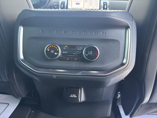 new 2025 Ford Expedition Max car, priced at $84,037
