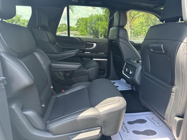 new 2025 Ford Expedition Max car, priced at $84,037