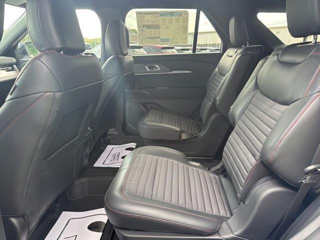new 2025 Ford Explorer car, priced at $53,870