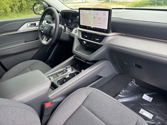 new 2025 Ford Explorer car, priced at $44,145