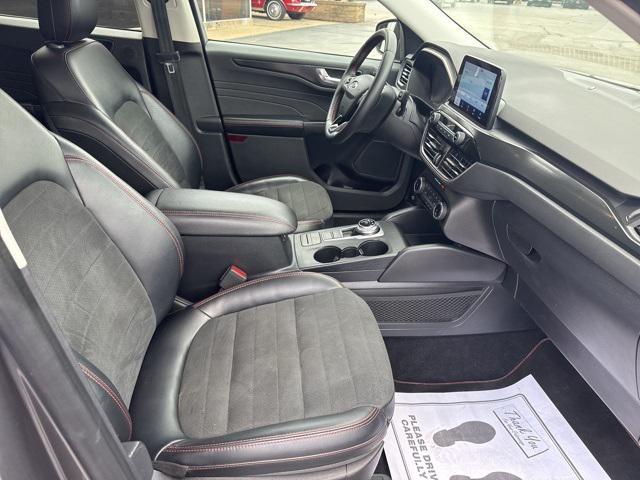 used 2022 Ford Escape car, priced at $23,951