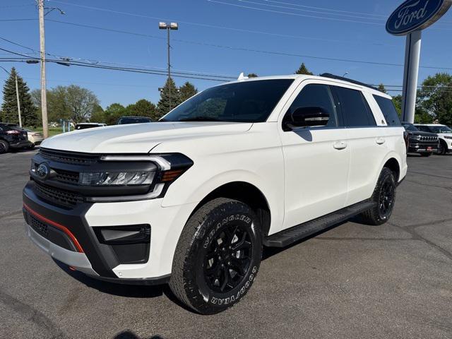 used 2024 Ford Expedition car, priced at $65,000