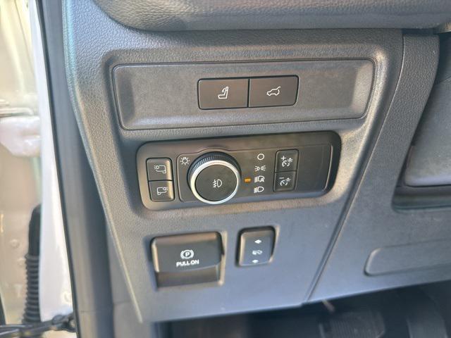 used 2024 Ford Expedition car, priced at $65,000