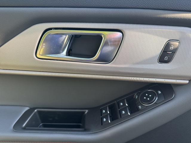 new 2025 Ford Explorer car, priced at $48,853