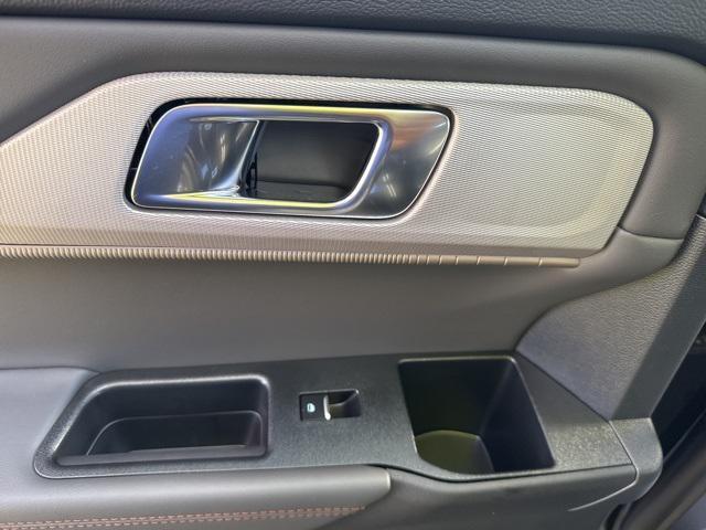 new 2025 Ford Explorer car, priced at $48,853