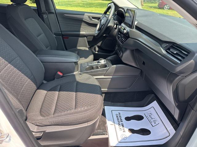 new 2025 Ford Escape car, priced at $28,434