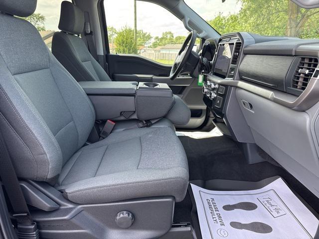 new 2025 Ford F-150 car, priced at $49,376