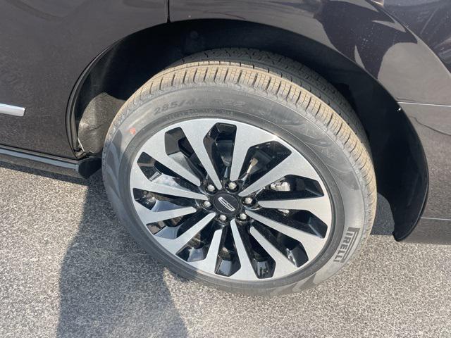 new 2024 Lincoln Navigator car, priced at $94,895