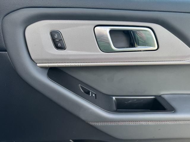 used 2025 Ford Explorer car, priced at $35,951