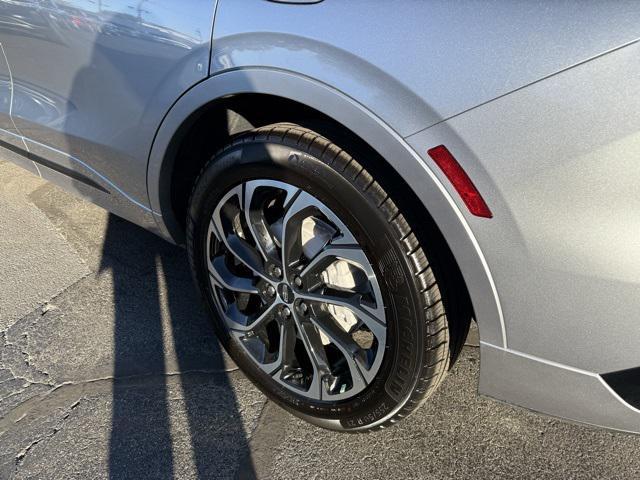 new 2025 Lincoln Nautilus car, priced at $61,586