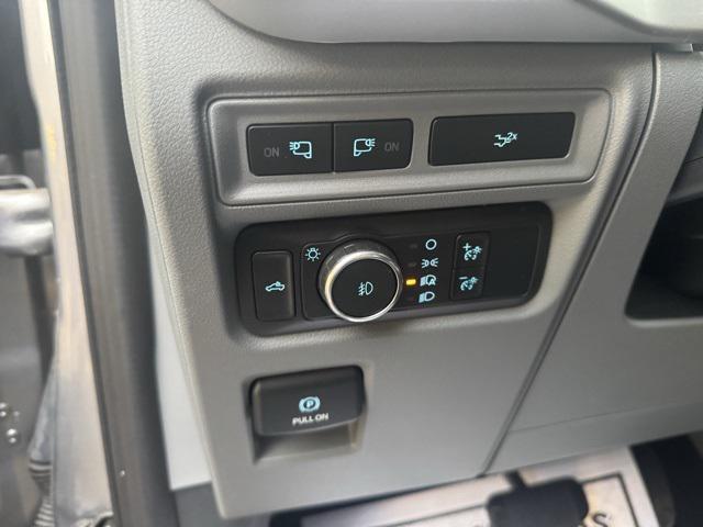 used 2022 Ford F-150 car, priced at $40,000