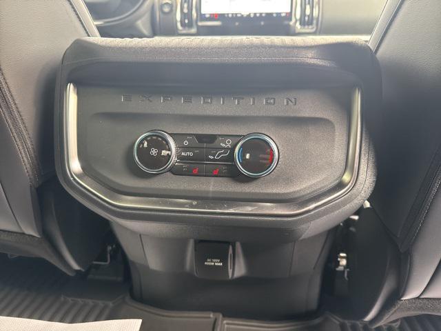 new 2025 Ford Expedition car, priced at $78,863