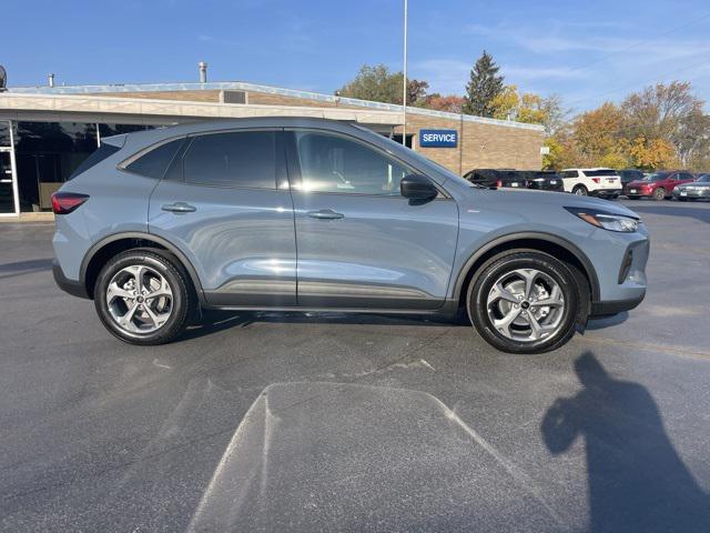 new 2025 Ford Escape car, priced at $33,658