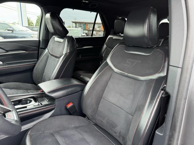used 2025 Ford Explorer car, priced at $52,951