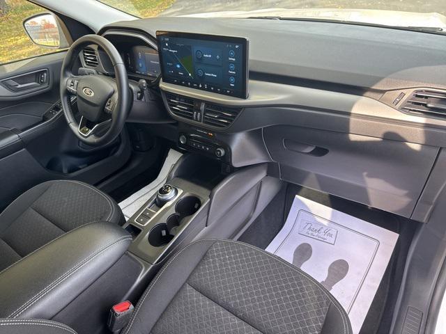 used 2024 Ford Escape car, priced at $20,951