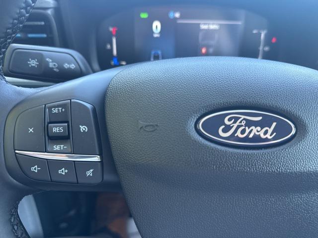 new 2025 Ford Maverick car, priced at $35,080