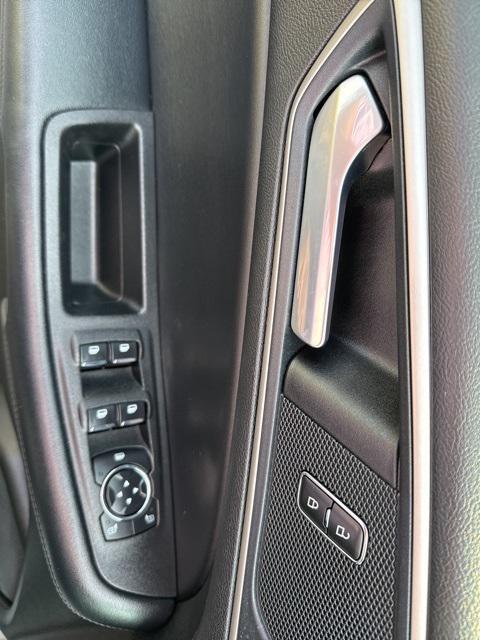 used 2023 Ford Edge car, priced at $22,951