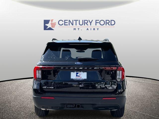 new 2025 Ford Explorer car, priced at $40,499