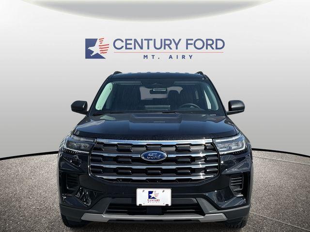 new 2025 Ford Explorer car, priced at $40,499