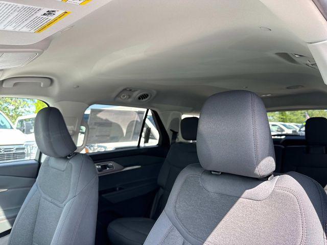 new 2025 Ford Explorer car, priced at $40,499