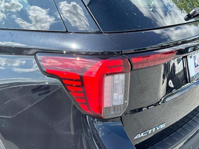 new 2025 Ford Explorer car, priced at $40,499