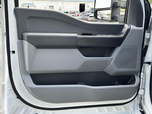 new 2025 Ford F-350 car, priced at $53,370